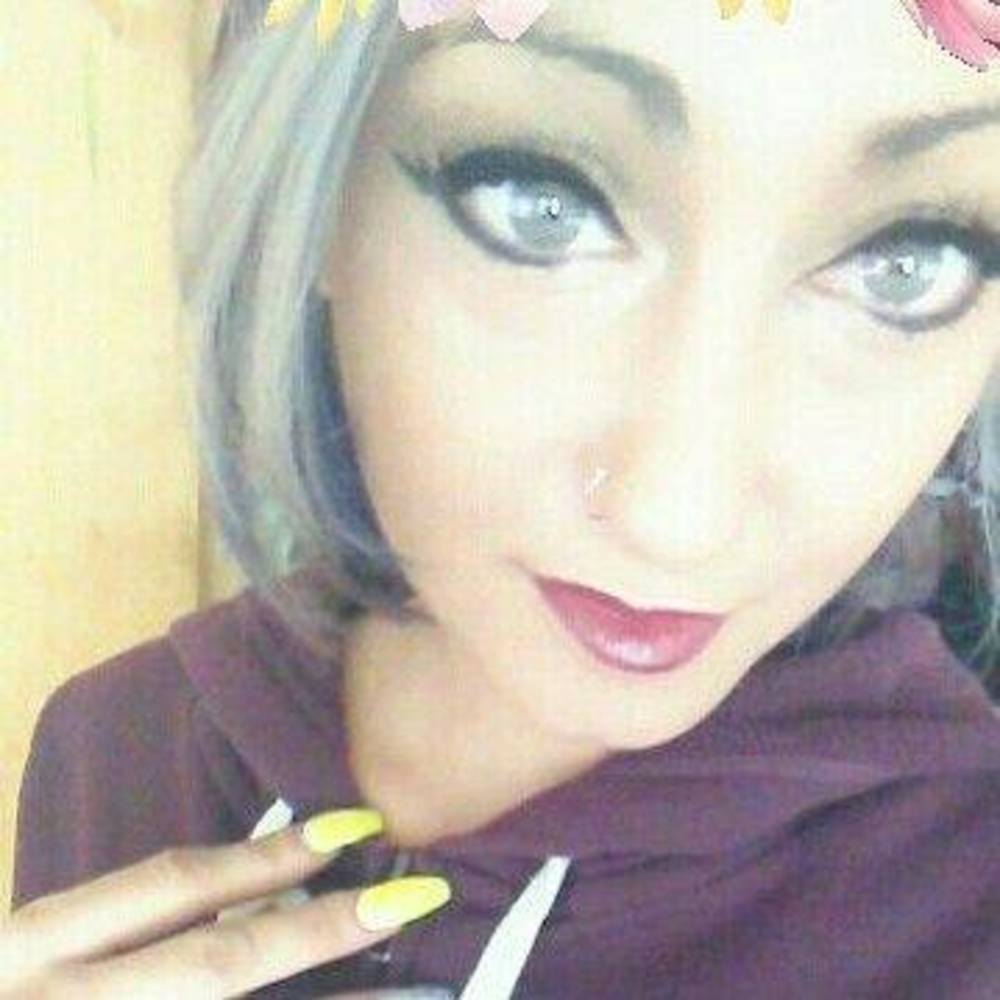 Meet your Posher, Desirae